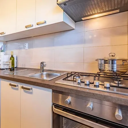 Villa Sweet House With Free Parking Pula Exterior foto