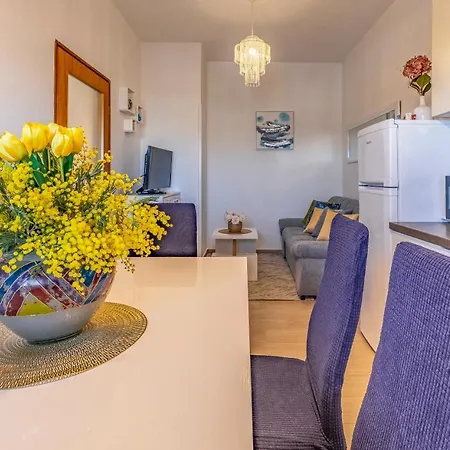 Villa Sweet House With Free Parking Pula Exterior foto