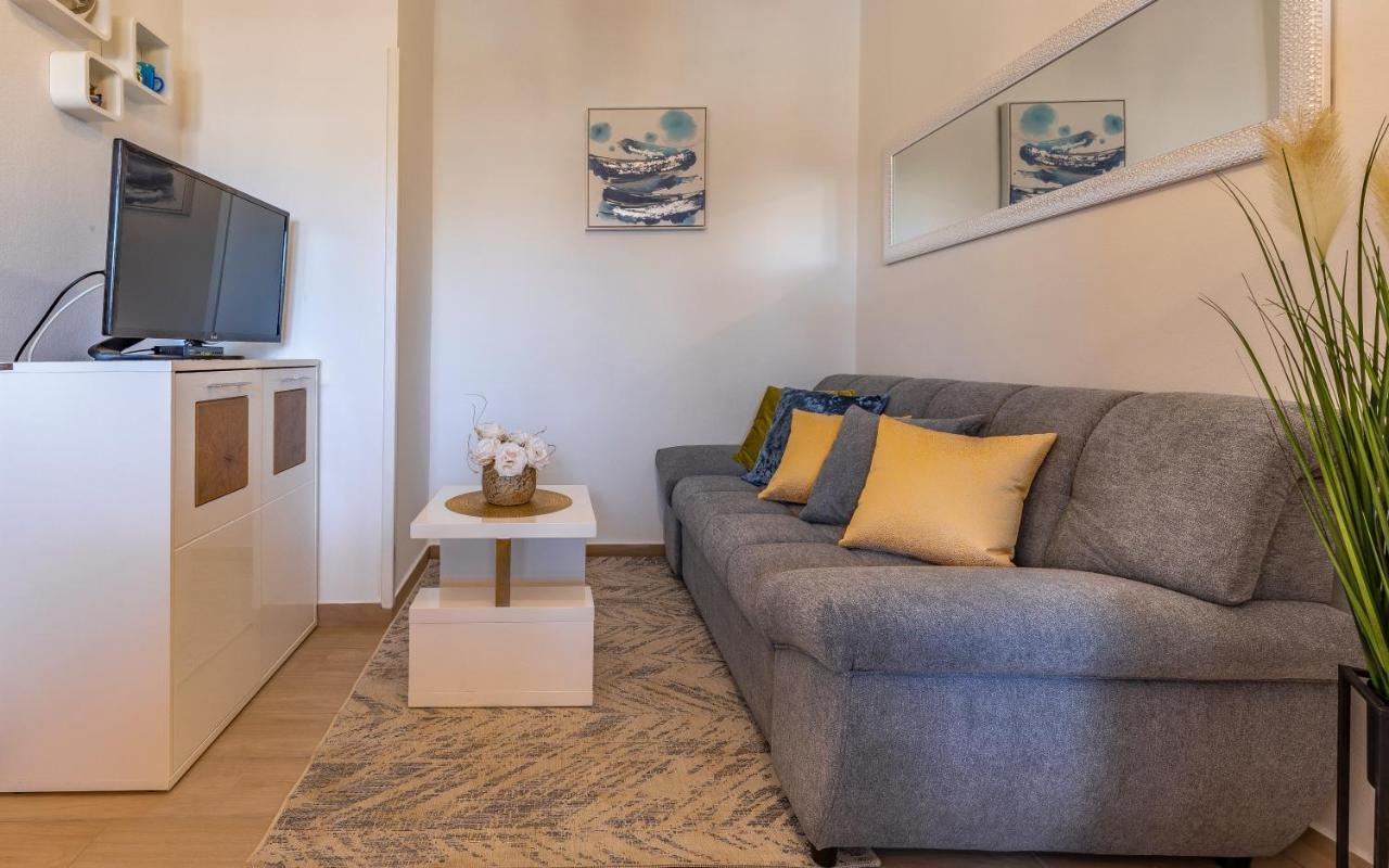 Sweet House With Free Parking * Pula