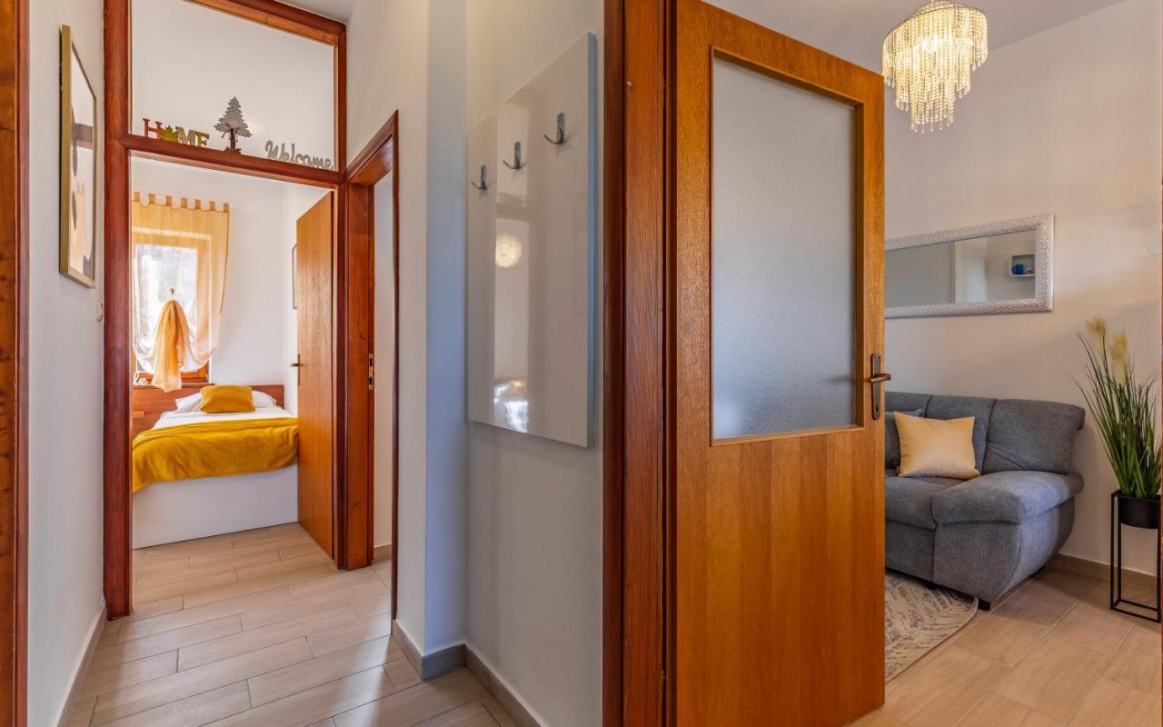 Sweet House With Free Parking Pula